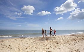 Family Chalets - 5 Mins Walk To Beach, Nr Great Yarmouth & Norfolk Broads